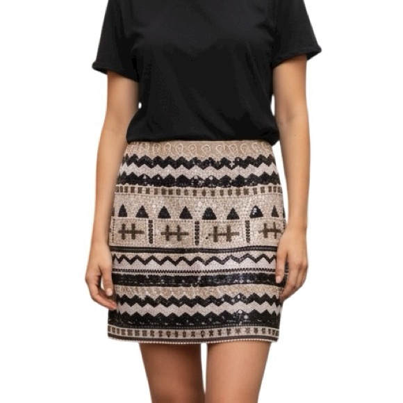 DejaVu Sequin Mini Skirt Beige Black & Ivory size Small - Picture 1 of 13